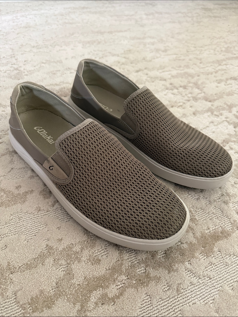 Olukai LAE’ AHI summer loafer- size 11 like new!